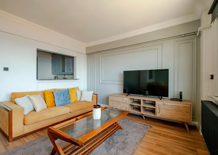 Sea View Two-bedroom In Managed 4*