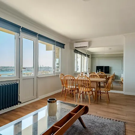 Sea View Two-bedroom In Managed