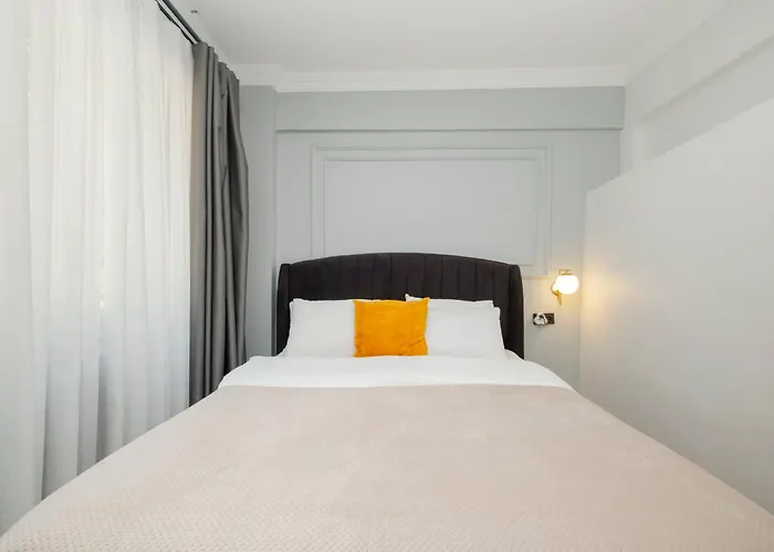 Sea View Two-bedroom In Managed