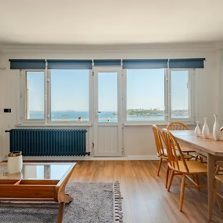 Sea View Two-bedroom In Managed 4*